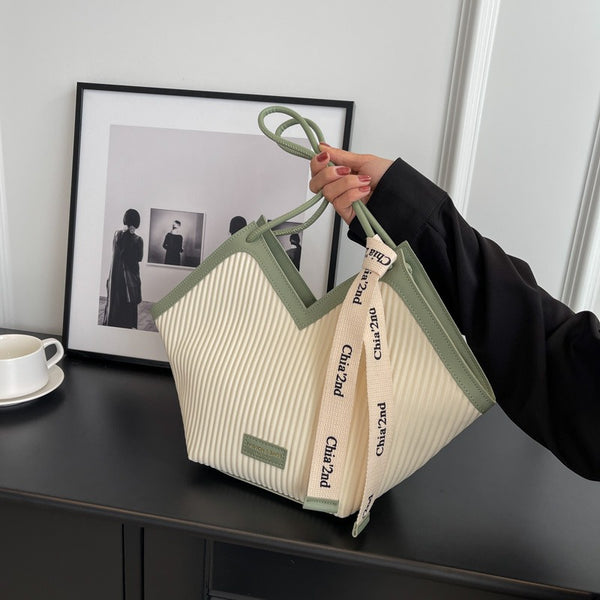 Casual versatile bag Korean style commuter fashion shoulder bag student tote bag