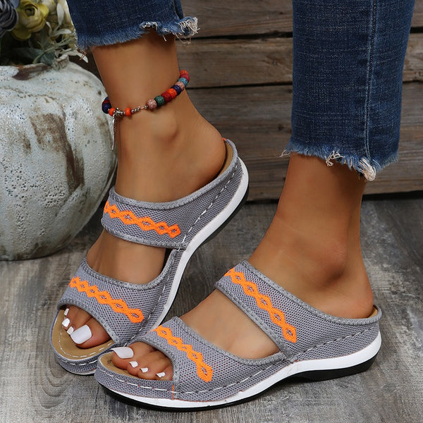 Size women's flying woven sandals with thick soles, low cut sandals, sloping heels, exposed toes, vintage sandals